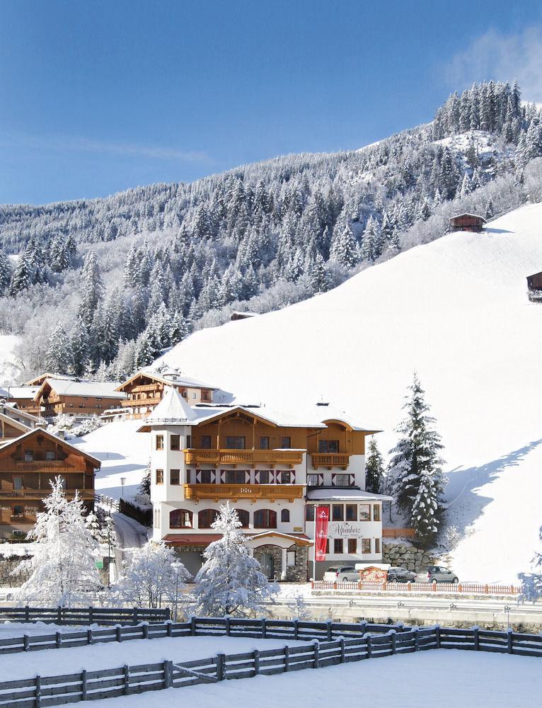 Alpenherz Hotel Garni Герлос Екстериор снимка